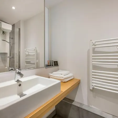 Newport Hotel Villefranche-sur-Saone