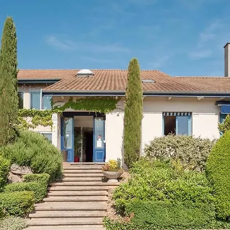 Newport 3* Villefranche-sur-Saone