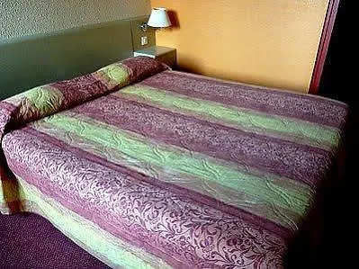 Newport Hotel
